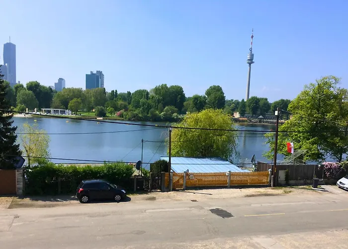 Ajo Apartments - Alte Donau Lake Or Garden View Balcony Studio - Self-Check-In